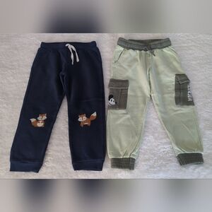 2 boys sweatpants - 4T